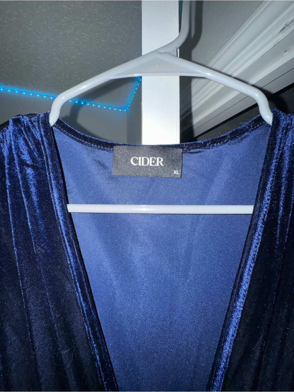 Cider Velvet Kimono Robe in Deep Navy